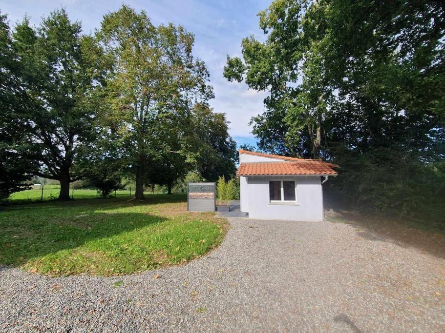 Holiday home Maisonnette Au Pied Des Pyrenees